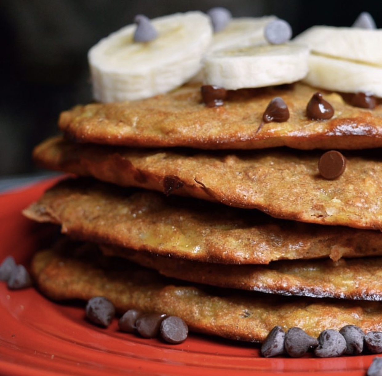 Healthy recipes for breakfast: banana pancake